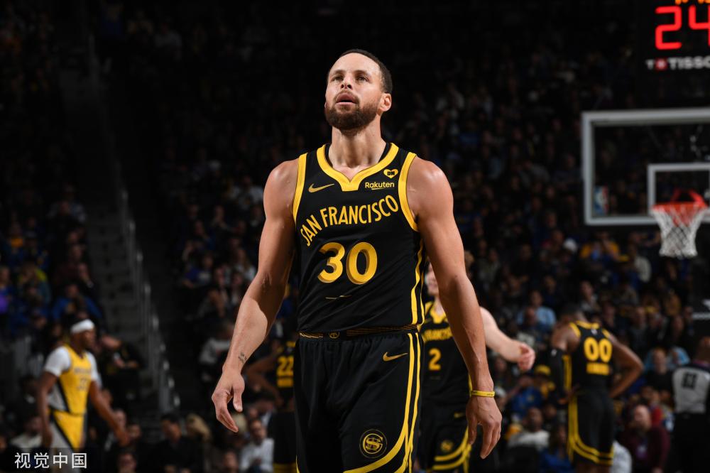 临危不乱的 临危不乱的