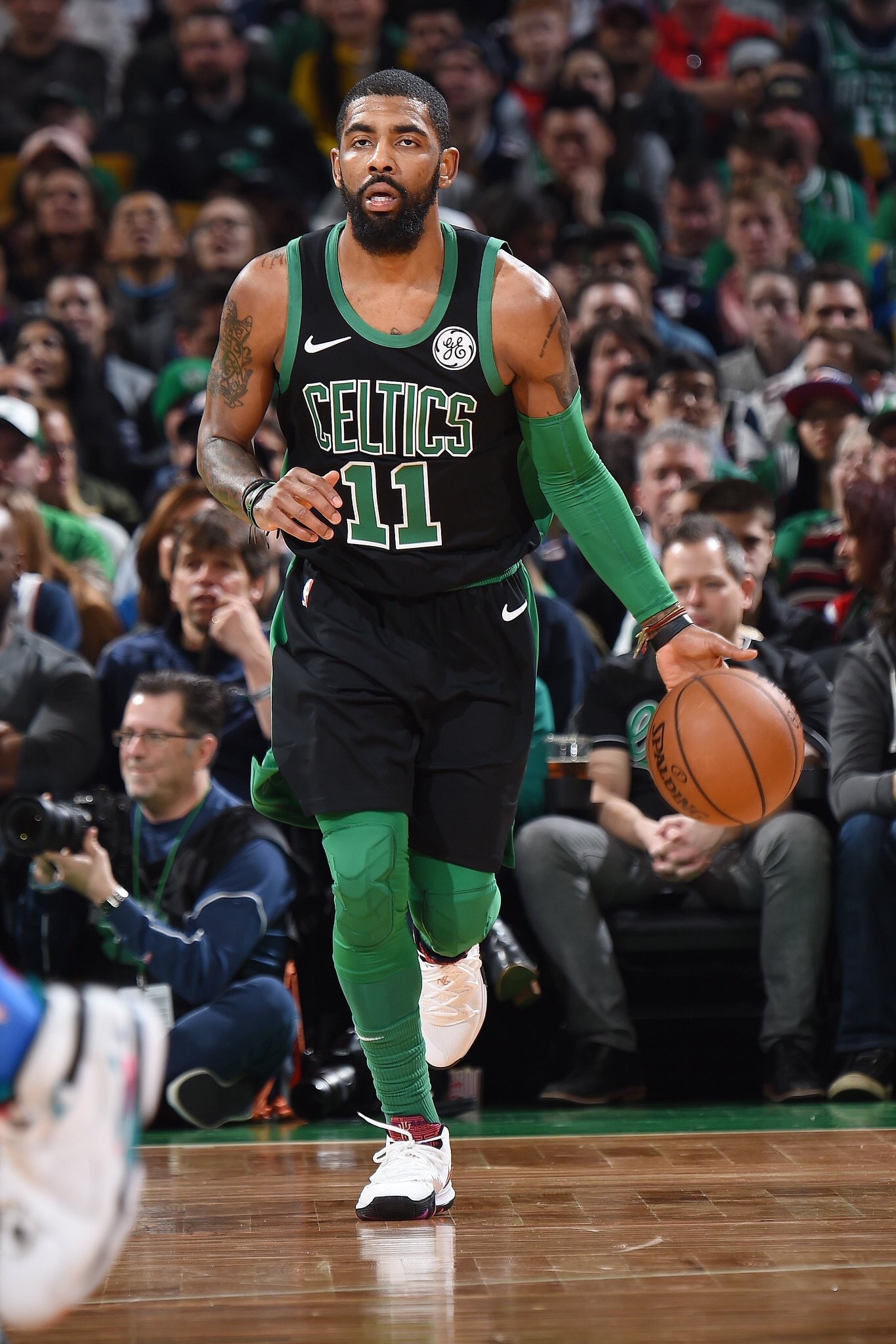 中的表现令 中的表现令