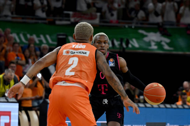 正在为争取 正在为争取